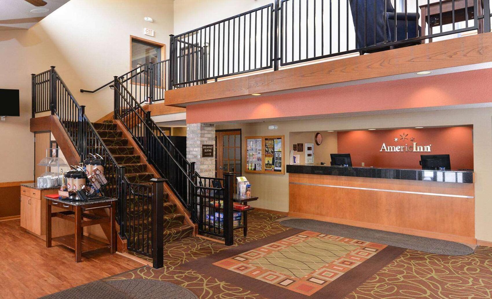 Americinn By Wyndham Fergus Falls Conference Center Экстерьер фото